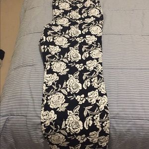 Gap- signature skinny ankle khaki